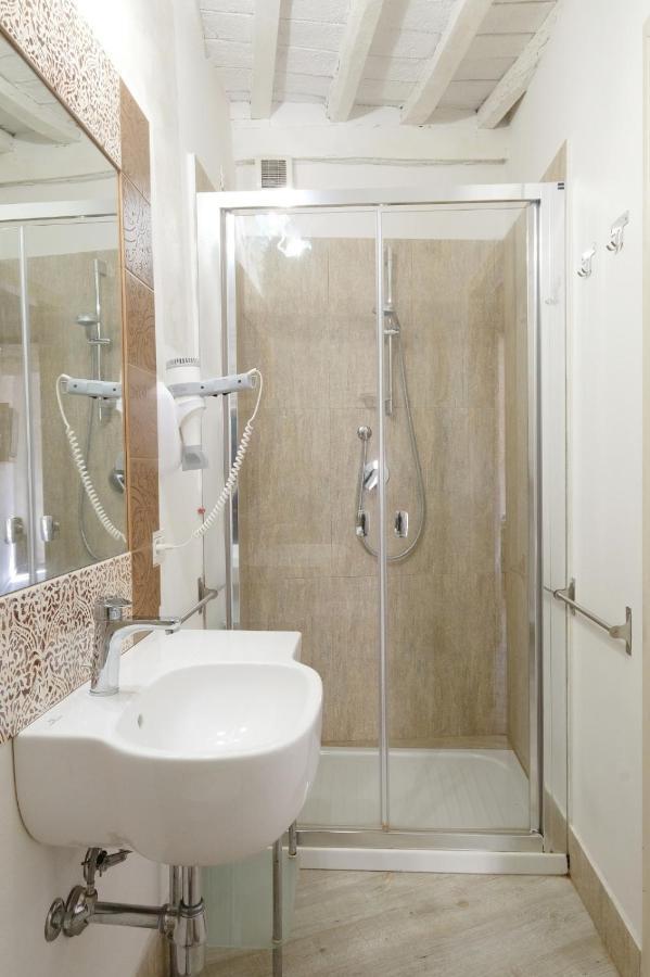 La Boheme Suite With Ac And Wifi Лукка Екстер'єр фото